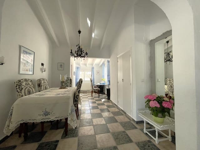 4 slaapkamer Villa te koop in Moraira, Teulada-Moraira met zwembad garage - € 850.000 (Ref: 10064822)