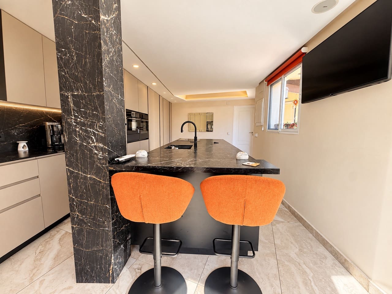 Chalet de 3 habitaciones en Calpe / Calp en venta con piscina garaje - 695.000 € (Ref: 10072953)