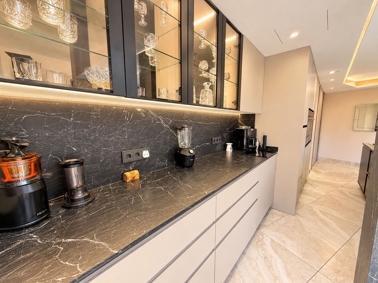 Chalet de 3 habitaciones en Calpe / Calp en venta con piscina garaje - 695.000 € (Ref: 10072953)