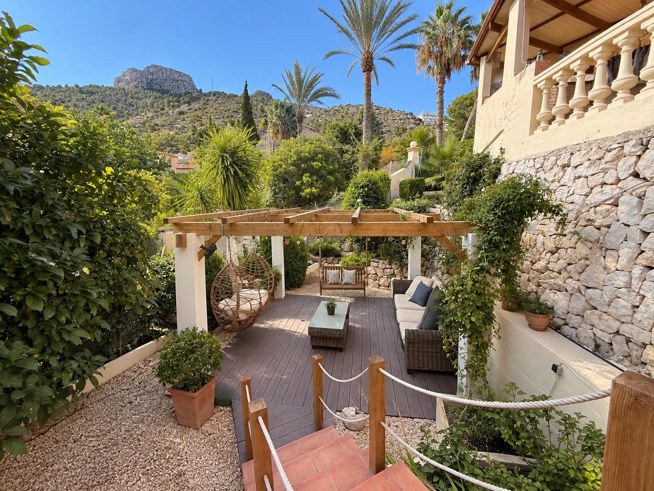 Chalet de 3 habitaciones en Calpe / Calp en venta con piscina garaje - 695.000 € (Ref: 10072953)