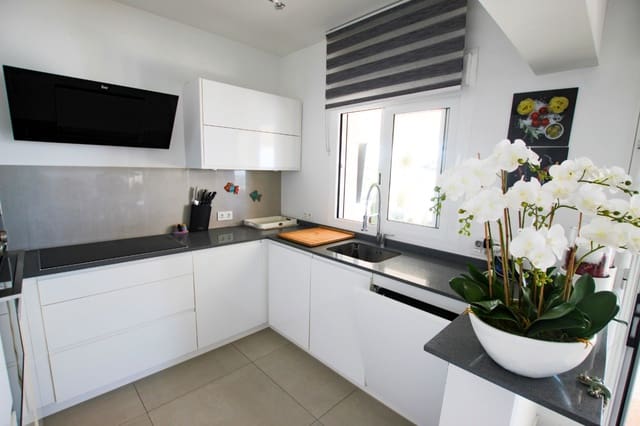 4 Zimmer Villa zu verkaufen in Teulada Pueblo, Teulada-Moraira mit Pool Garage - 920.000 € (Ref: 10081422)