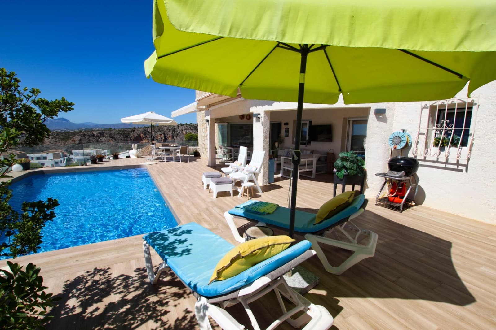 4 Zimmer Villa zu verkaufen in Teulada mit Pool Garage - 920.000 € (Ref: 10081422)