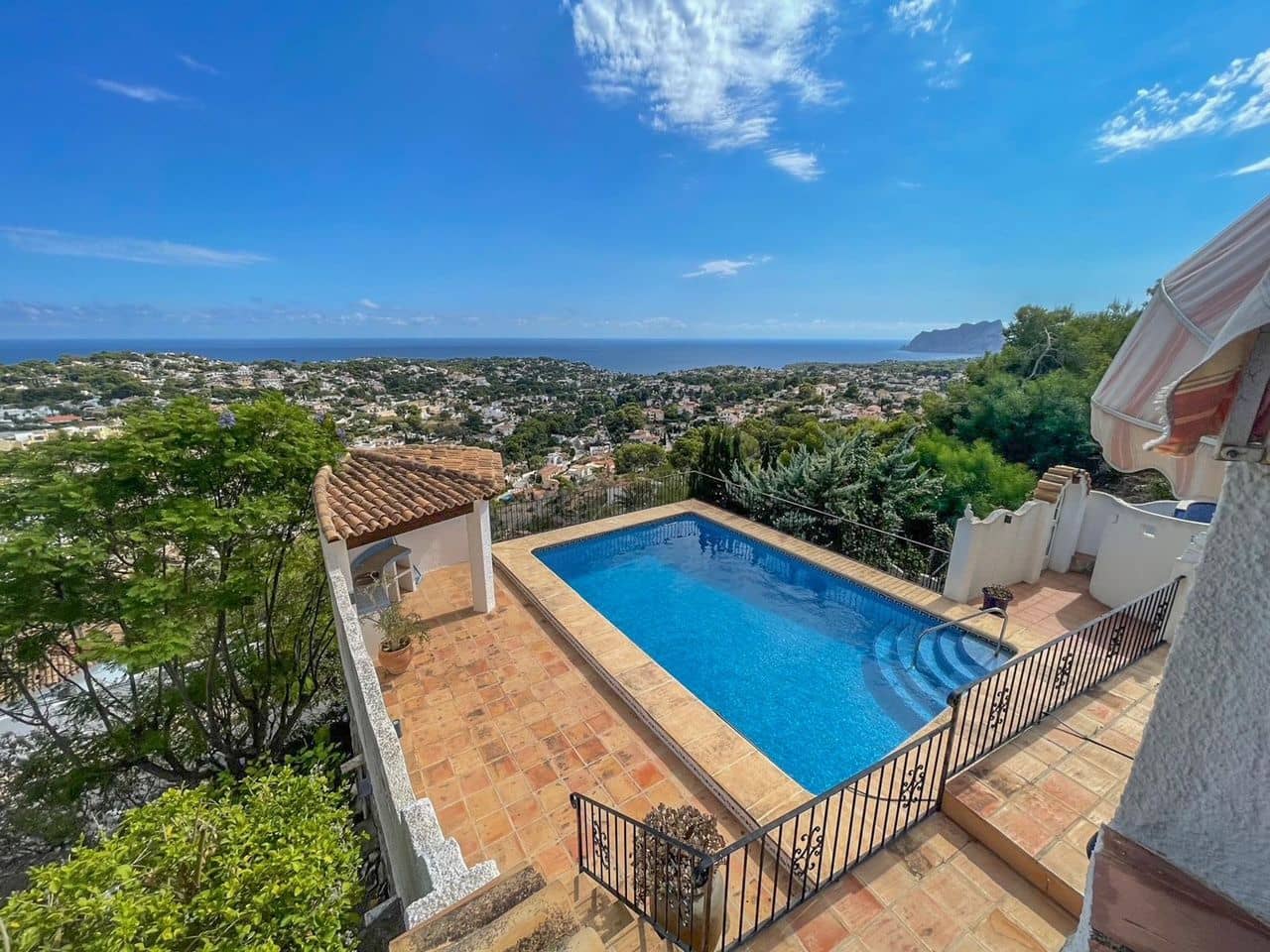 3 camera da letto Villa in vendita in Benissa con piscina garage - 715.000 € (Rif: 10086343)