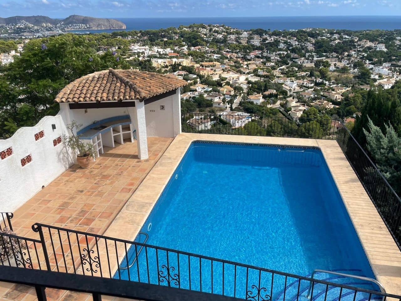 3 camera da letto Villa in vendita in Benissa con piscina garage - 715.000 € (Rif: 10086343)