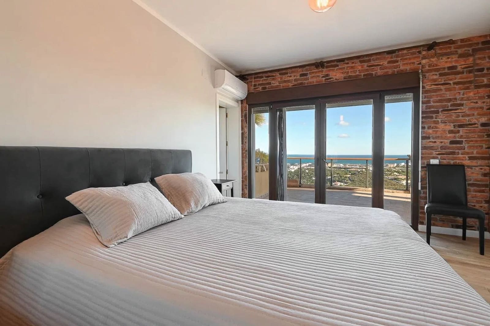 Chalet de 4 habitaciones en Javea / Xàbia en venta con piscina garaje - 1.685.000 € (Ref: 10086344)