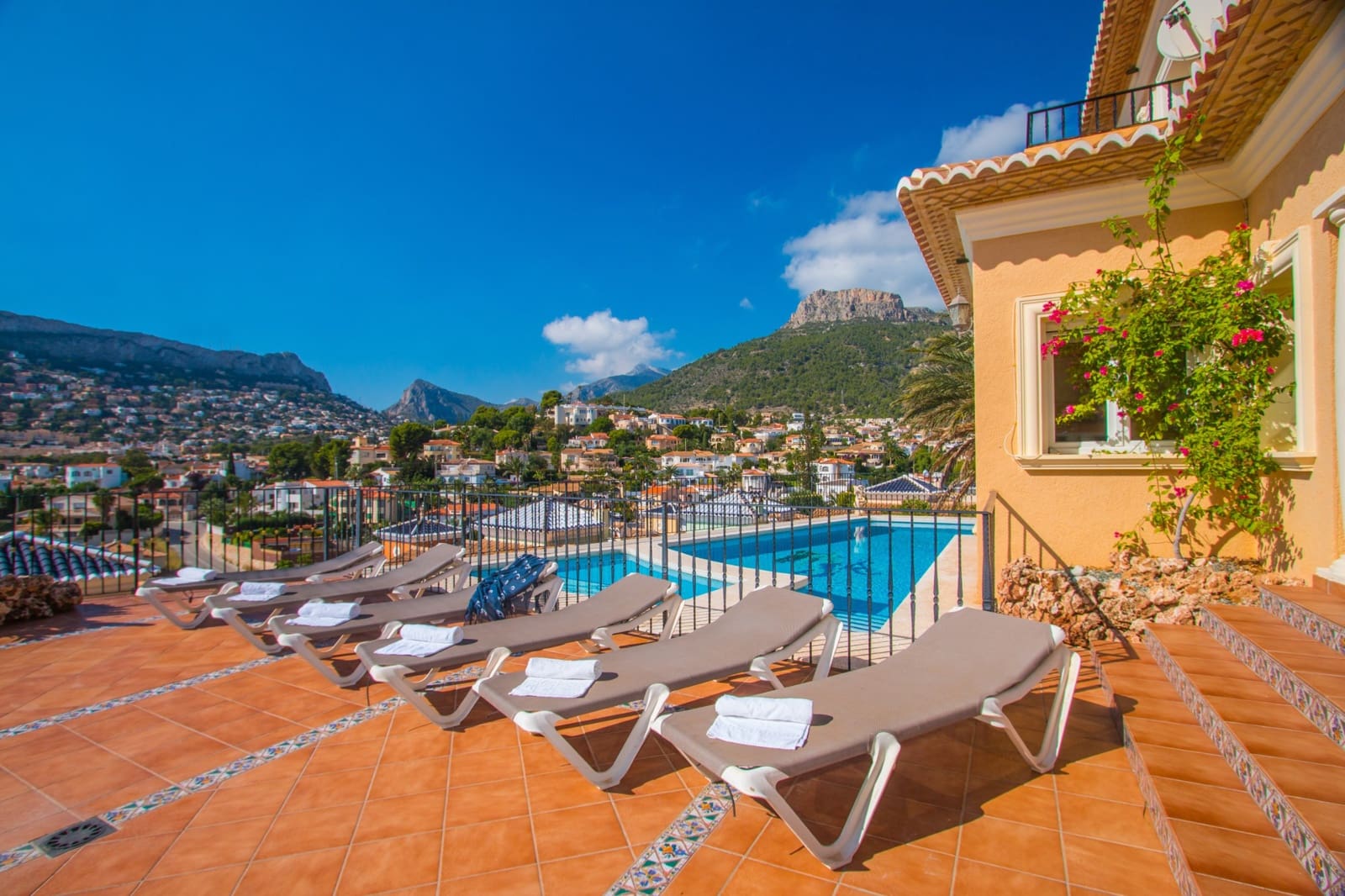 5 makuuhuone Huvila myytävänä paikassa Calpe / Calp mukana uima-altaan - 1 900 000 € (Ref: 10098693)