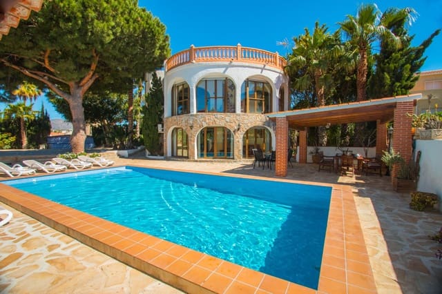 5 Zimmer Villa zu verkaufen in Calpe / Calp mit Pool - 790.000 € (Ref: 10098695)