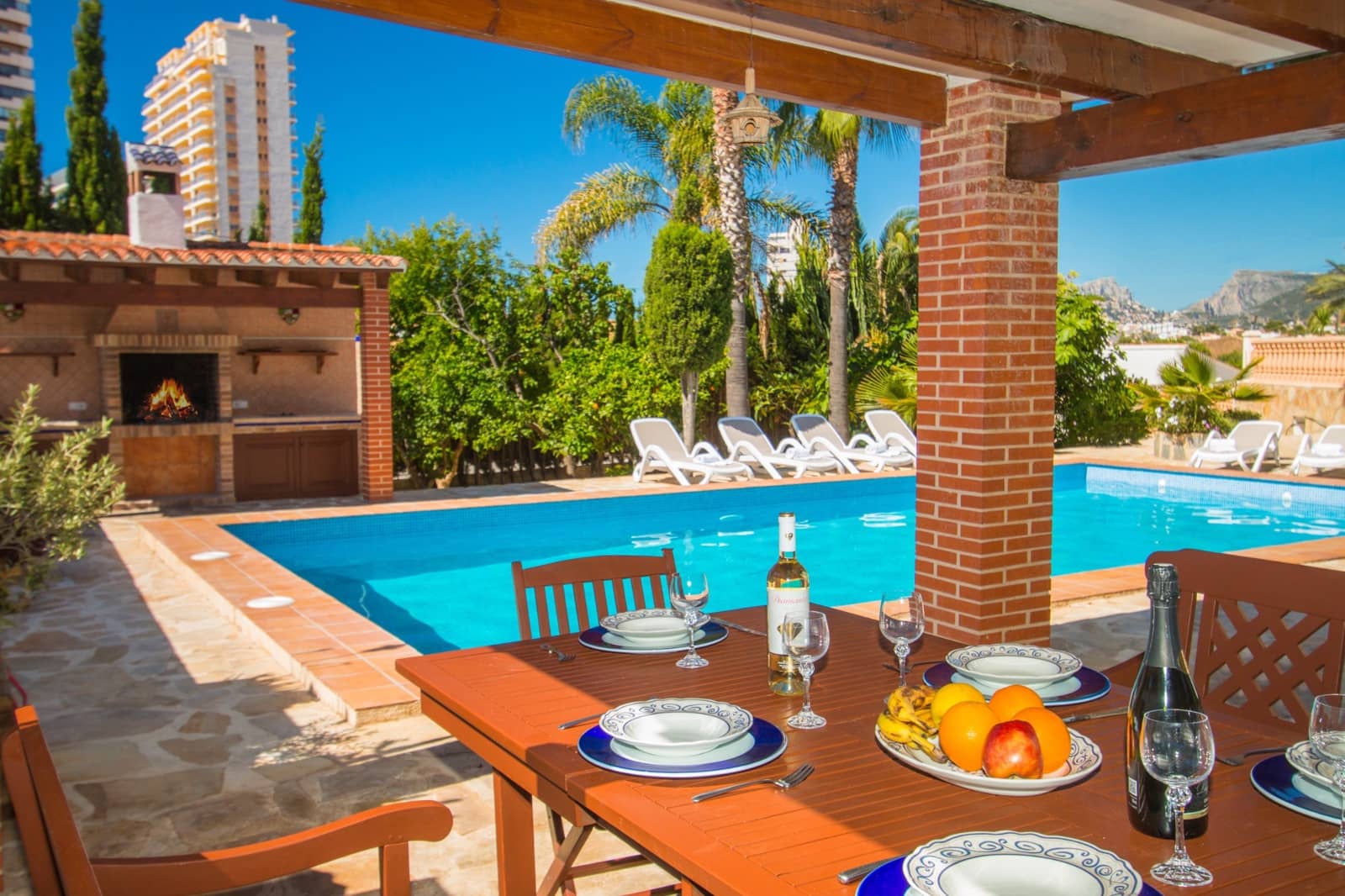 5 Zimmer Villa zu verkaufen in Calpe / Calp mit Pool - 790.000 € (Ref: 10098695)