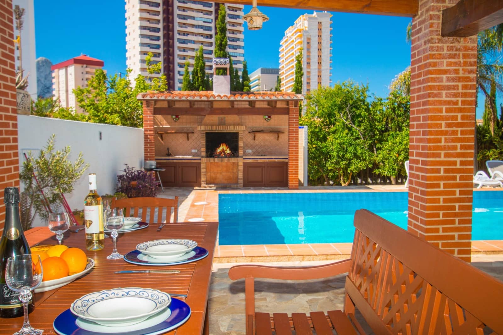 5 Zimmer Villa zu verkaufen in Calpe / Calp mit Pool - 790.000 € (Ref: 10098695)