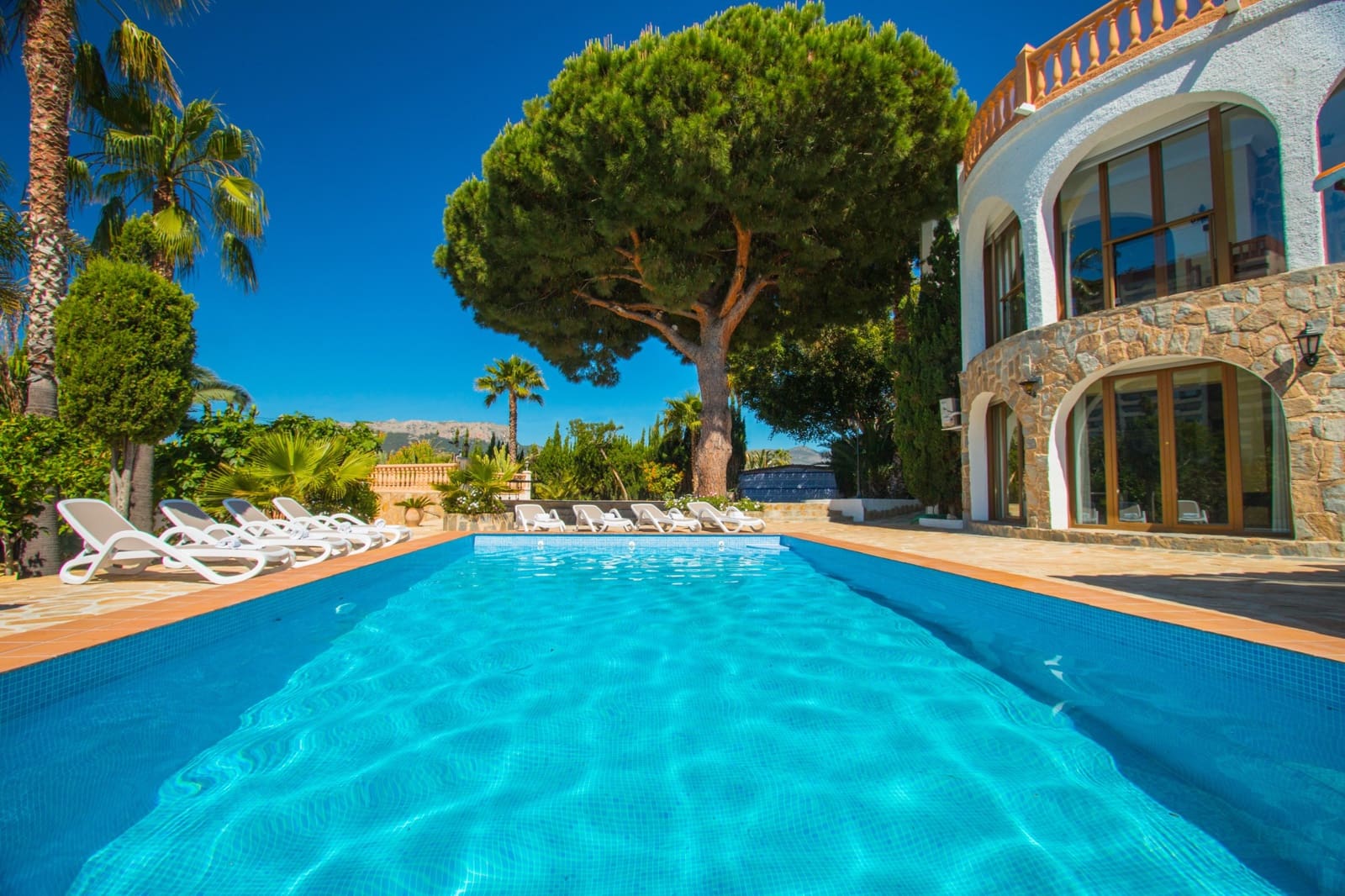 5 Zimmer Villa zu verkaufen in Calpe / Calp mit Pool - 790.000 € (Ref: 10098695)