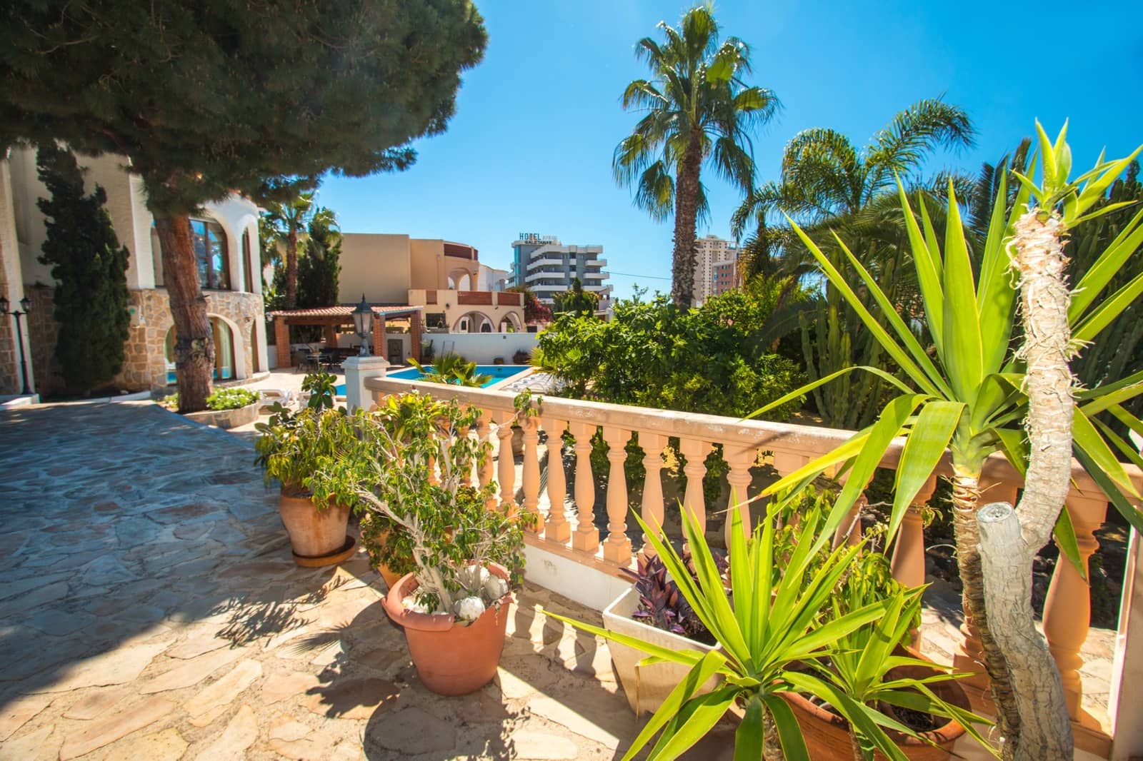 5 Zimmer Villa zu verkaufen in Calpe / Calp mit Pool - 790.000 € (Ref: 10098695)