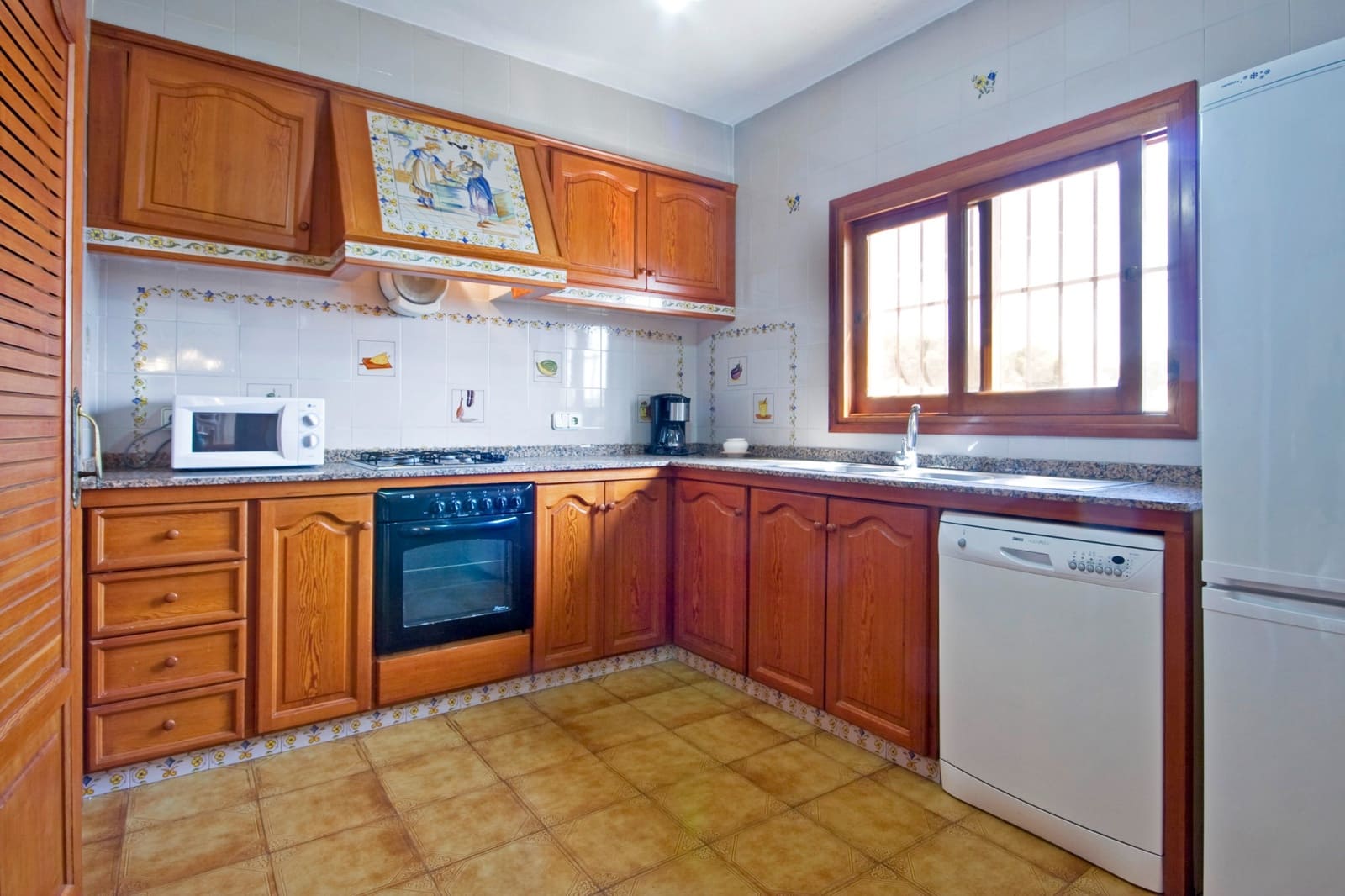4 quarto Moradia para venda em Benissa com piscina - 954 000 € (Ref: 10098696)