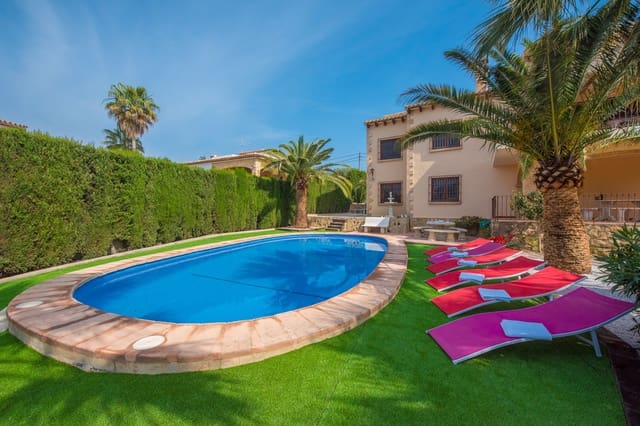 4 quarto Moradia para venda em Benissa com piscina - 954 000 € (Ref: 10098696)