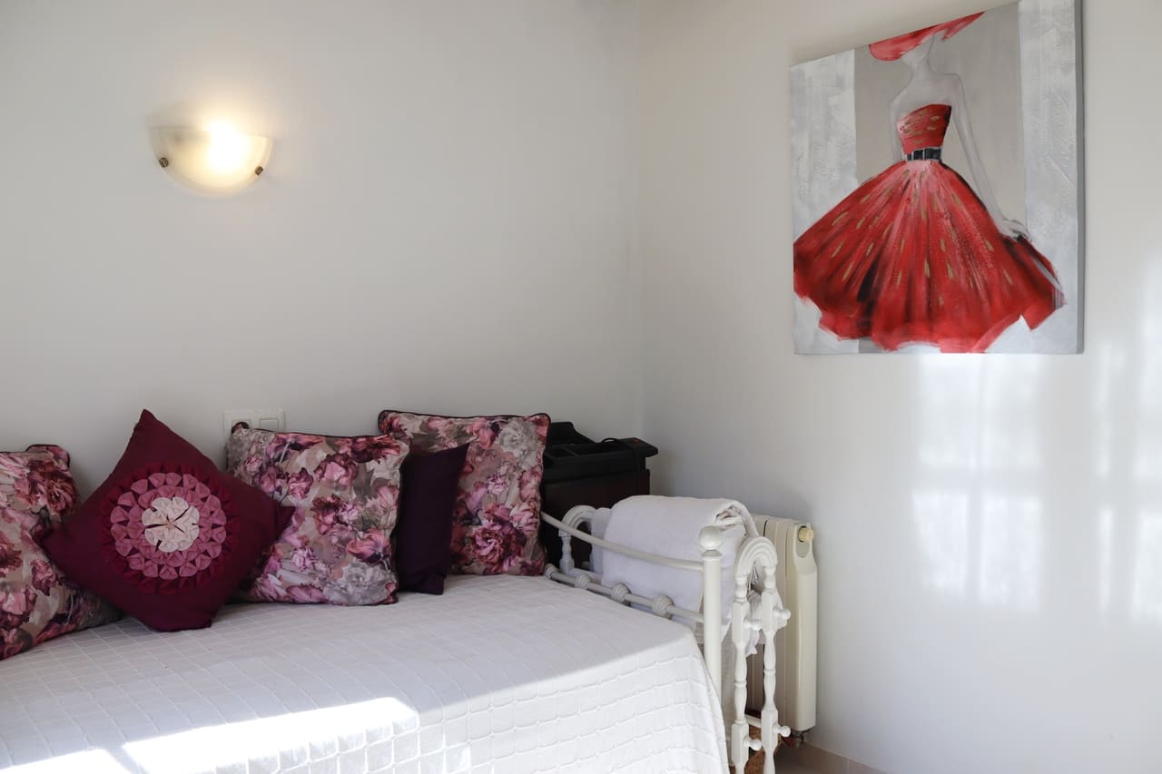 6 Zimmer Villa zu verkaufen in Orba mit Pool - 499.950 € (Ref: 10098698)