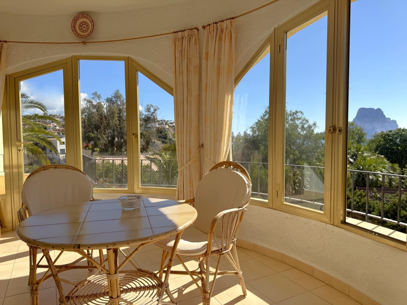 4 quarto Moradia para venda em Calpe / Calp - 725 000 € (Ref: 10098700)