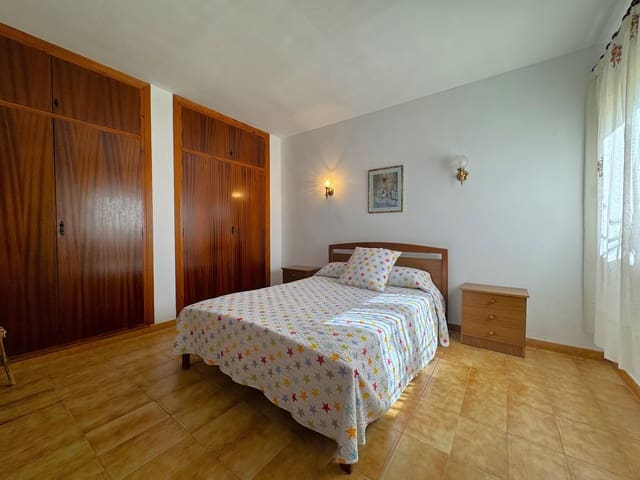 4 quarto Moradia para venda em Calpe / Calp - 725 000 € (Ref: 10098700)
