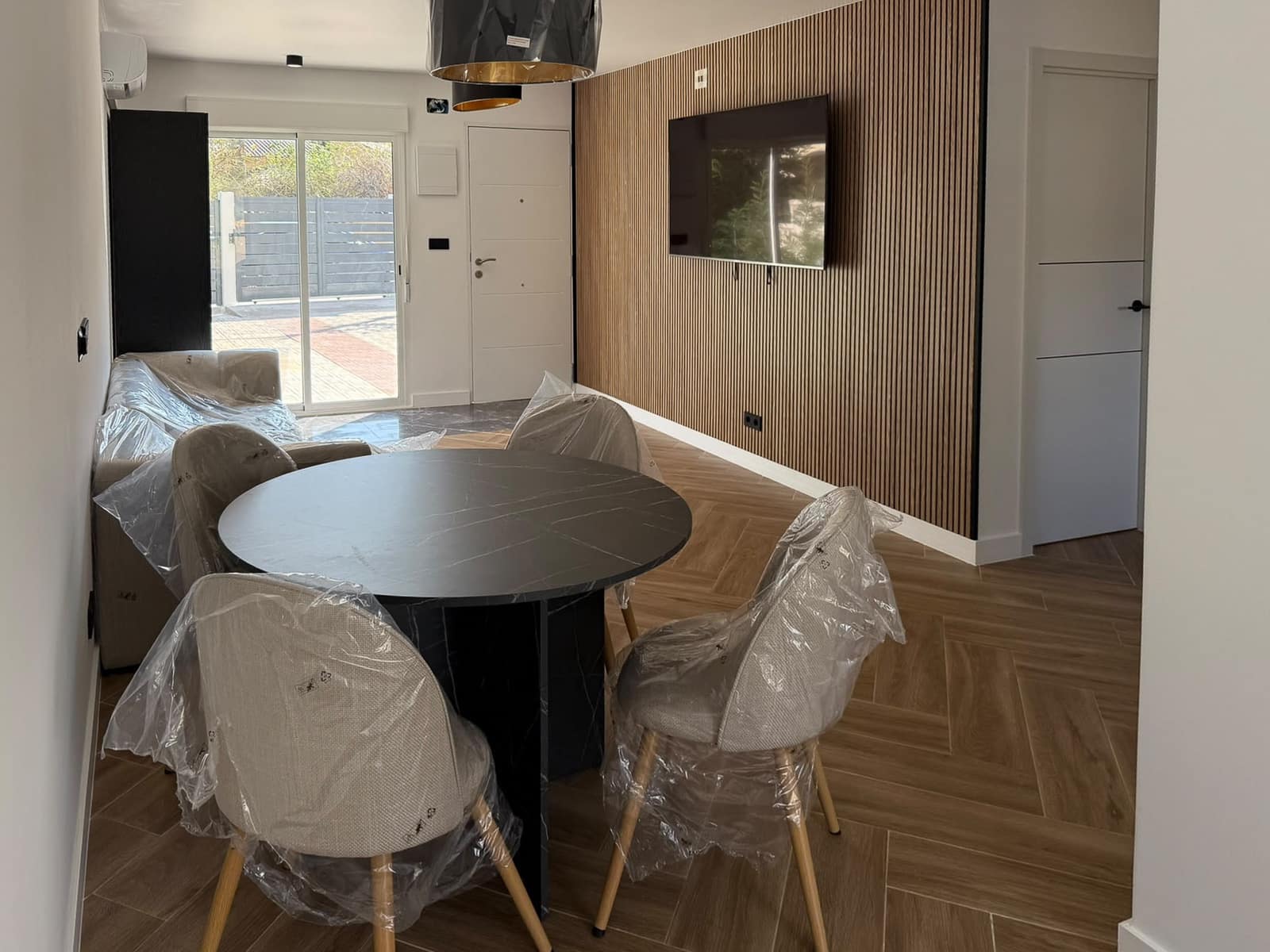 4 quarto Moradia para venda em La Nucia com piscina - 395 000 € (Ref: 10110423)