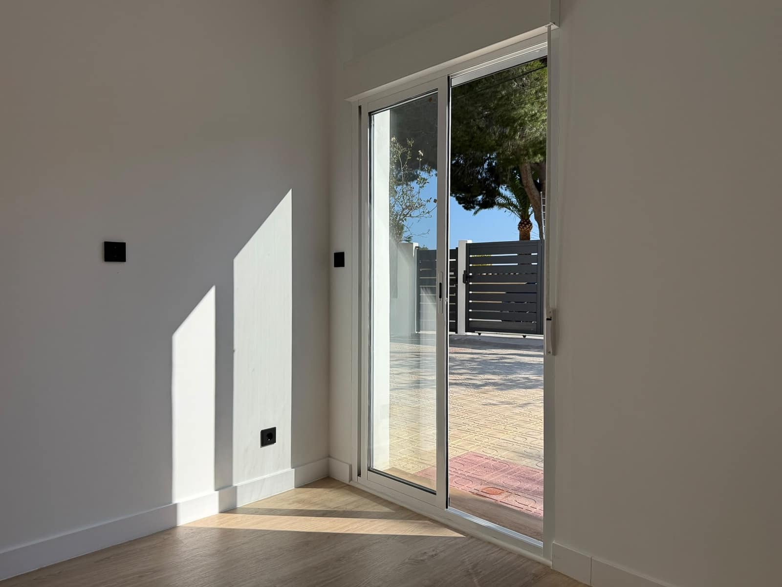 4 quarto Moradia para venda em La Nucia com piscina - 395 000 € (Ref: 10110423)