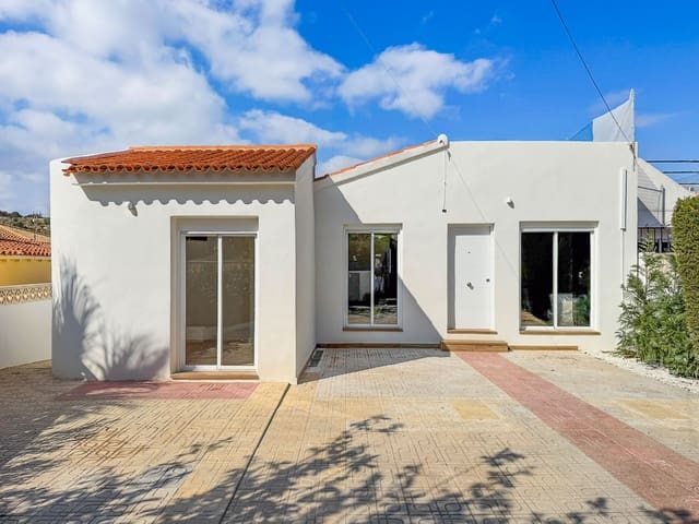 4 quarto Moradia para venda em La Nucia com piscina - 395 000 € (Ref: 10110423)