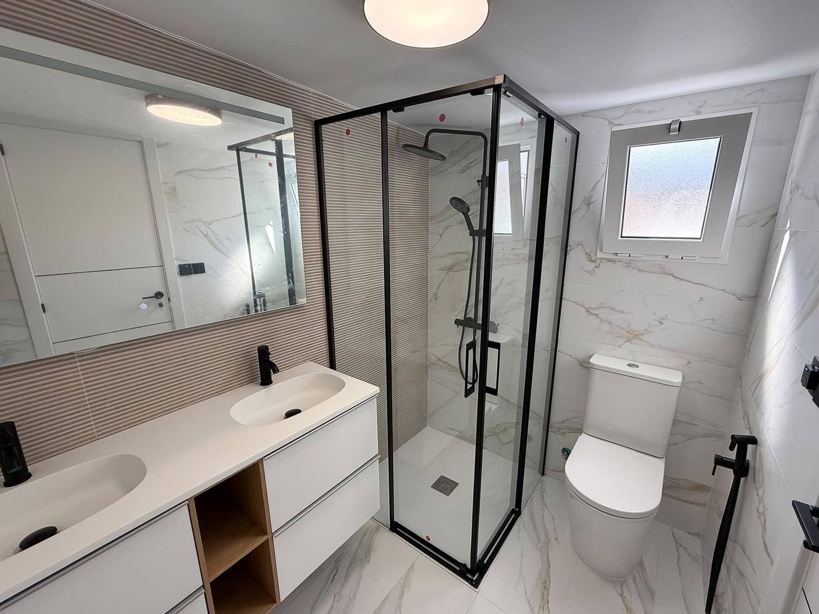 4 quarto Moradia para venda em La Nucia com piscina - 395 000 € (Ref: 10110423)