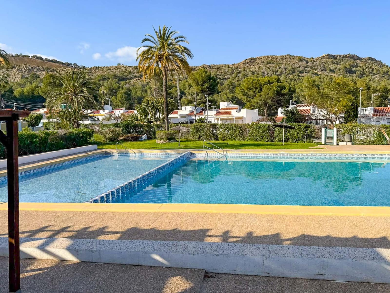 4 quarto Moradia para venda em La Nucia com piscina - 395 000 € (Ref: 10110423)