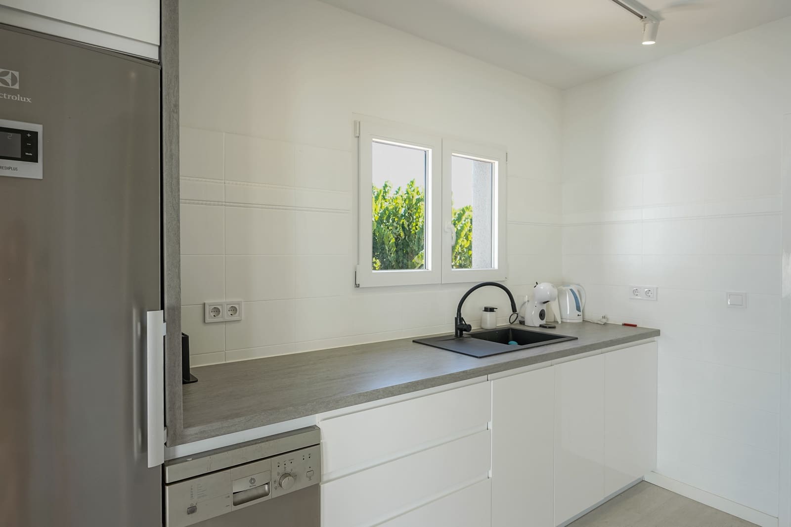 5 quarto Moradia para venda em Calpe / Calp com piscina garagem - 729 000 € (Ref: 10110424)