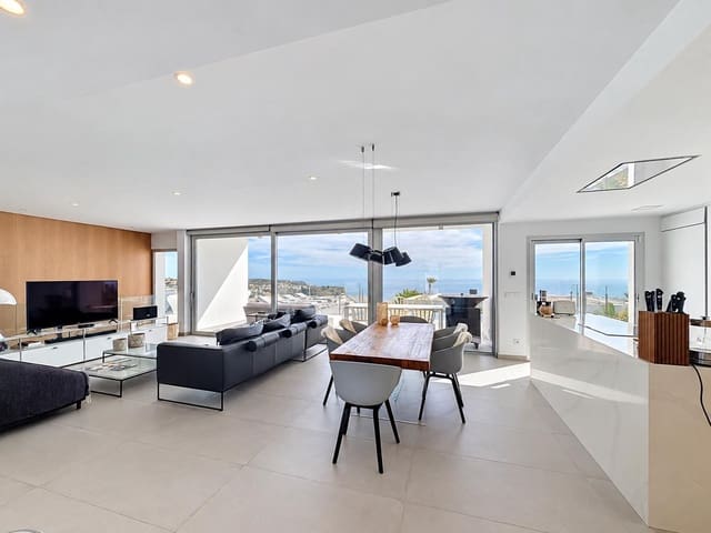 4 soverom Villa til salgs i Benitachell / Benitatxell med svømmebasseng garasje - € 1 695 000 (Ref: 10163766)