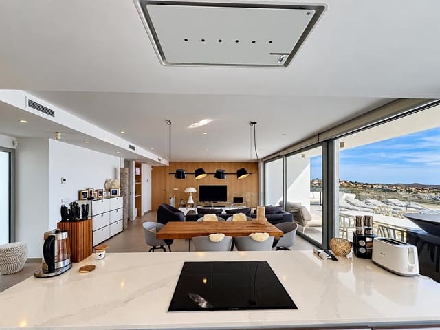 4 soverom Villa til salgs i Benitachell / Benitatxell med svømmebasseng garasje - € 1 695 000 (Ref: 10163766)