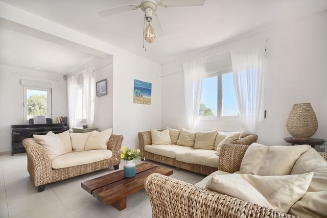 4 soverom Villa til salgs i Javea / Xàbia med svømmebasseng - € 749 000 (Ref: 10165389)
