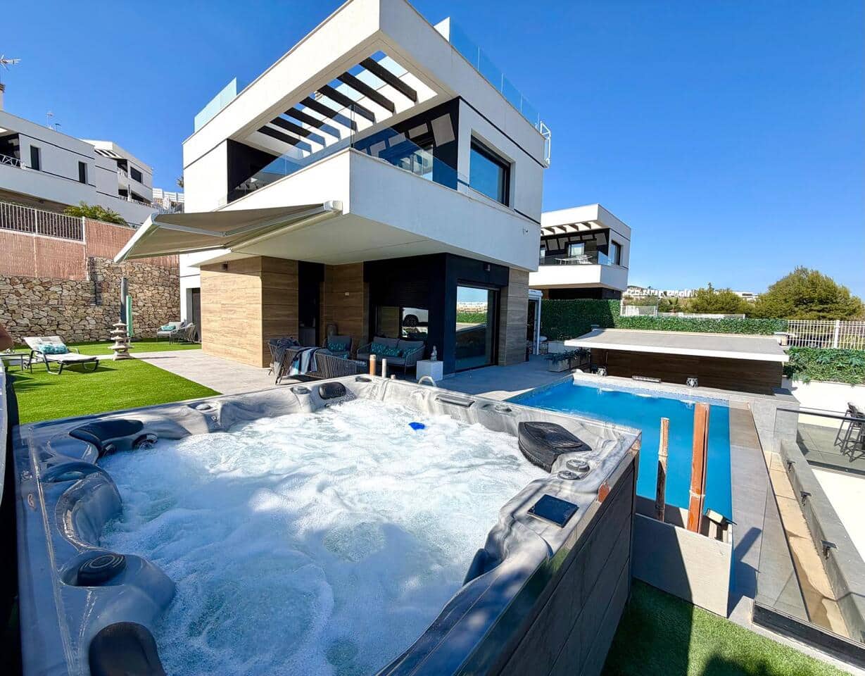 3 sypialnia Willa na sprzedaż w Finestrat z basenem garażem - 849 000 € (Ref: 10165607)