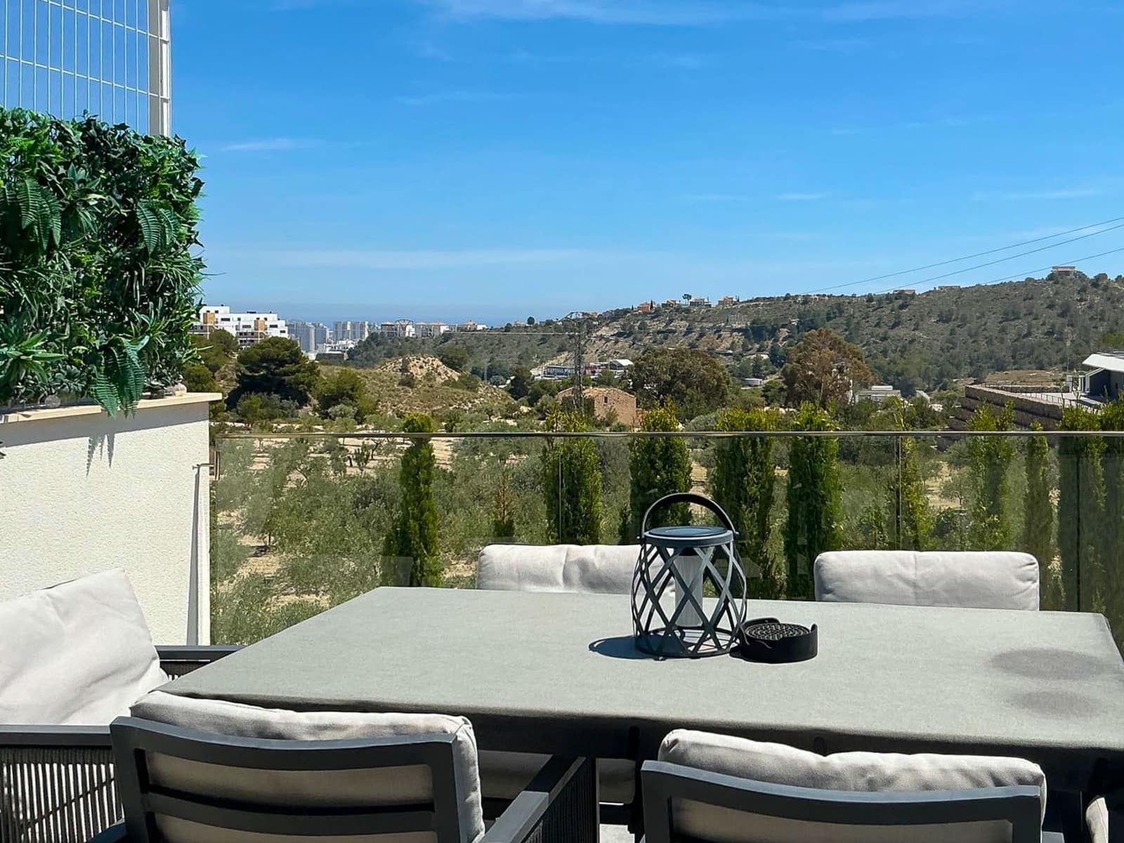 3 sypialnia Willa na sprzedaż w Finestrat z basenem garażem - 849 000 € (Ref: 10165607)
