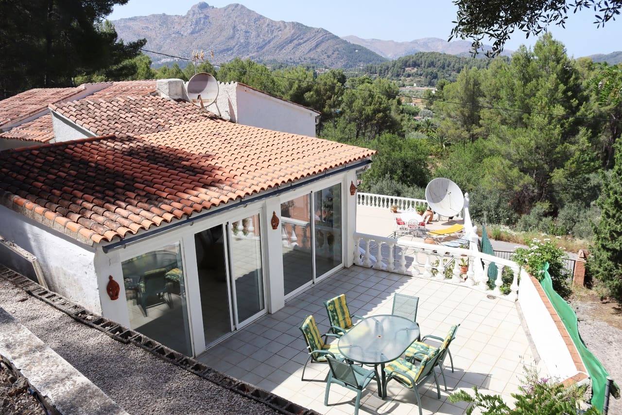 5 soverom Villa til salgs i Parcent med garasje - € 360 000 (Ref: 10187249)