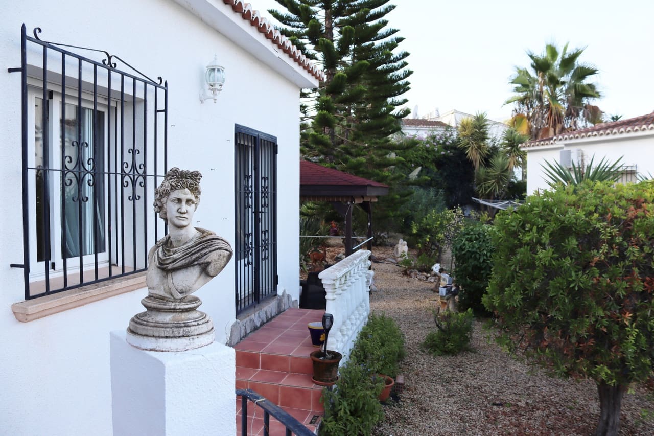 2 sovrum Villa till salu i Murla med garage - 335 000 € (Ref: 10187250)