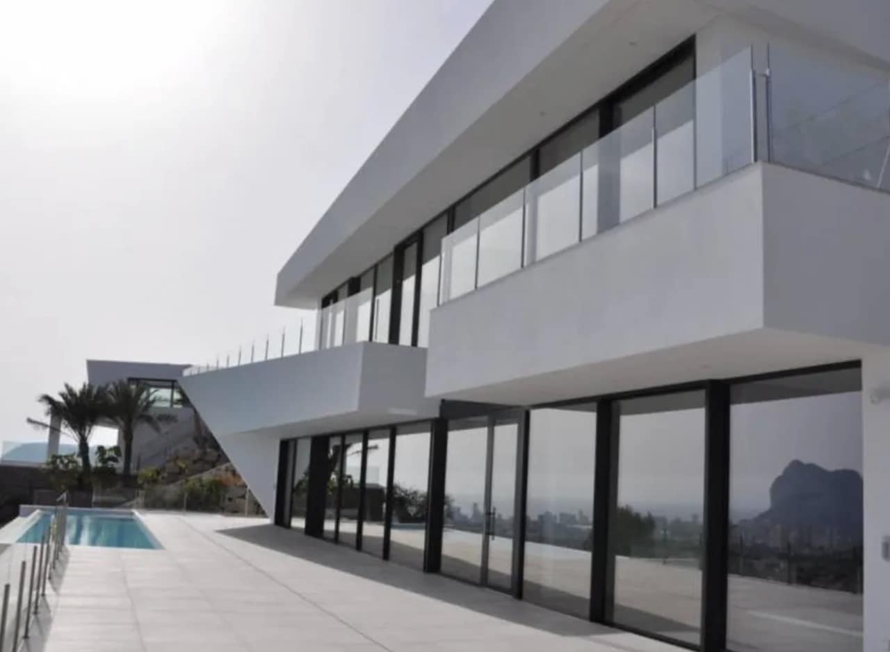 4 bedroom Villa for sale in Calpe / Calp with pool garage - € 2,900,000 (Ref: 7800309)