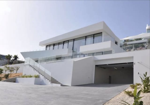 4 bedroom Villa for sale in Calpe / Calp with pool garage - € 2,900,000 (Ref: 7800309)
