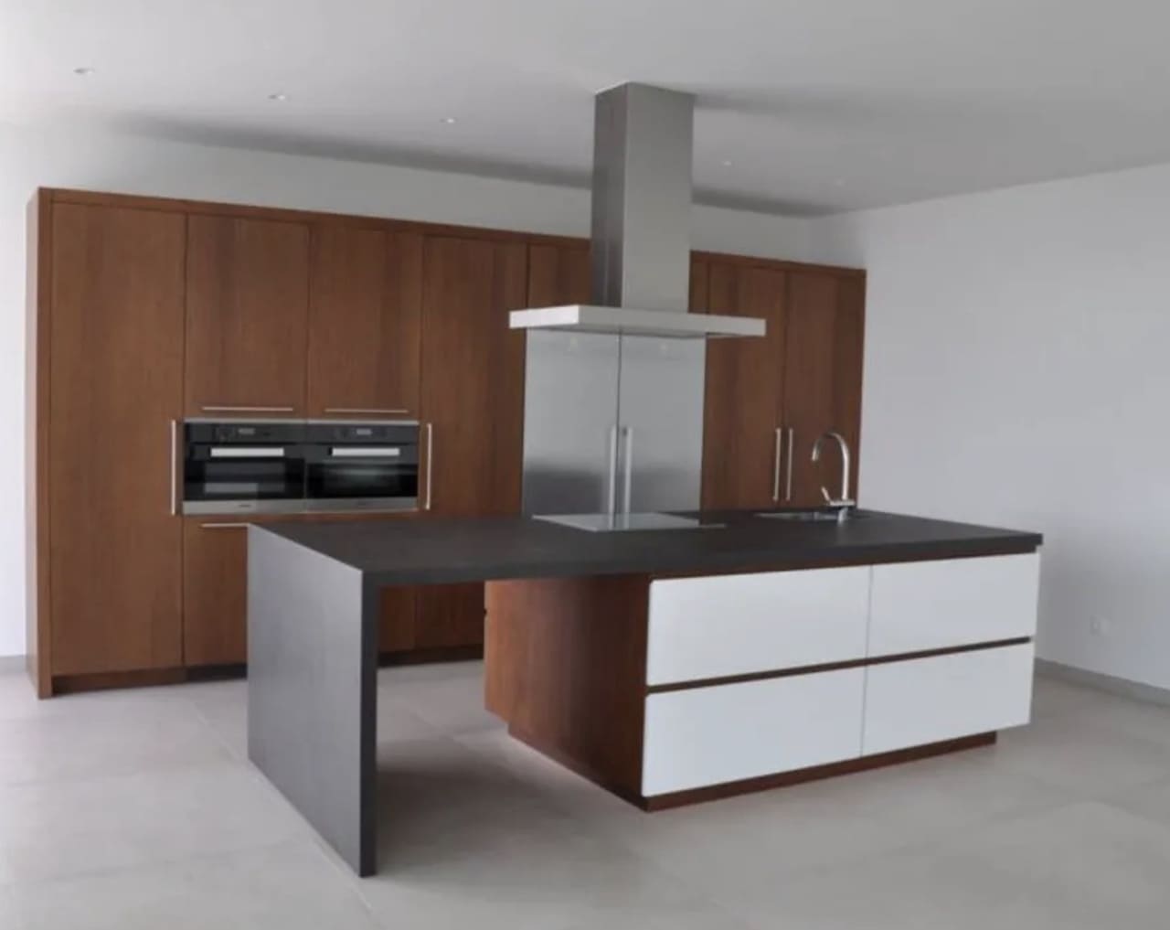 4 bedroom Villa for sale in Calpe / Calp with pool garage - € 2,900,000 (Ref: 7800309)