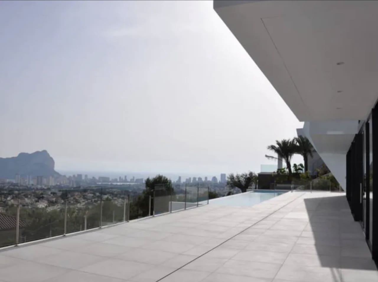 4 bedroom Villa for sale in Calpe / Calp with pool garage - € 2,900,000 (Ref: 7800309)