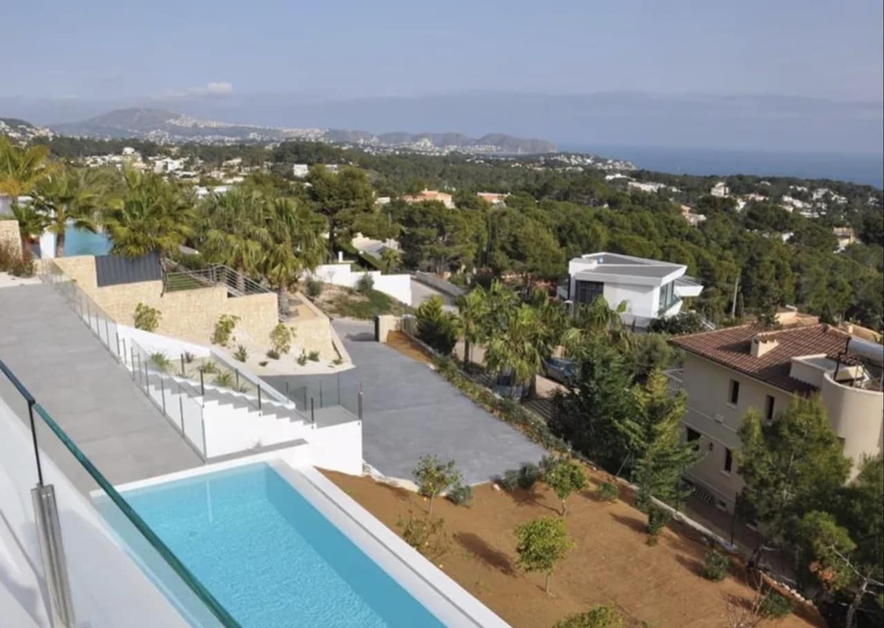 4 bedroom Villa for sale in Calpe / Calp with pool garage - € 2,900,000 (Ref: 7800309)