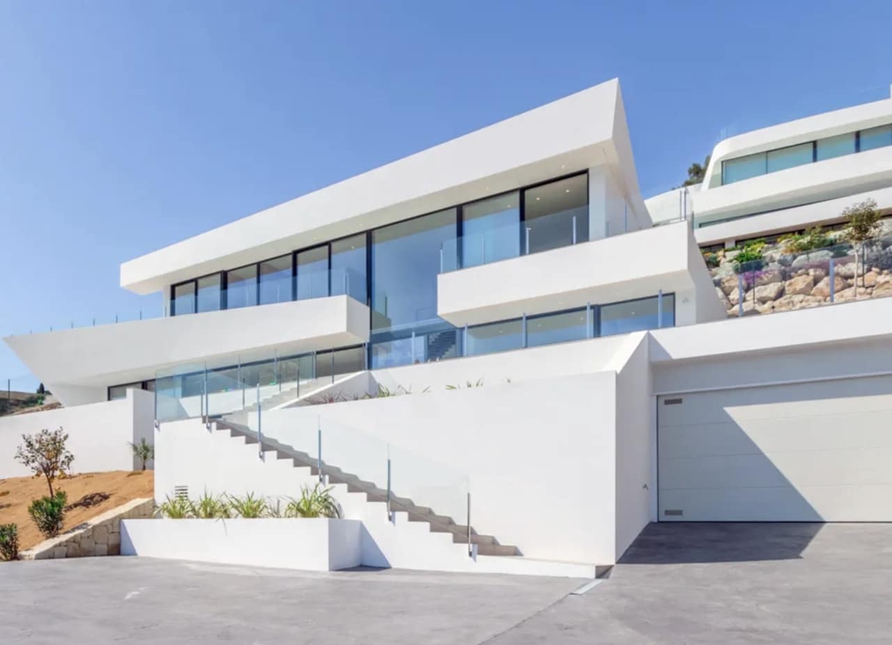 4 bedroom Villa for sale in Calpe / Calp with pool garage - € 2,900,000 (Ref: 7800309)