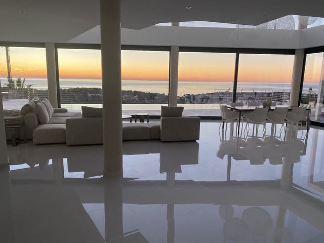 5 makuuhuone Huvila myytävänä paikassa Benissa mukana uima-altaan 
autotalli - 2 480 000 € (Ref: 7800616)