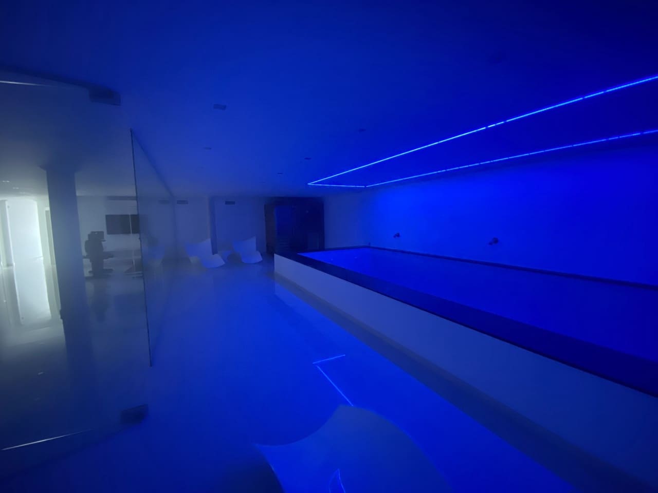 5 makuuhuone Huvila myytävänä paikassa Benissa mukana uima-altaan 
autotalli - 2 480 000 € (Ref: 7800616)