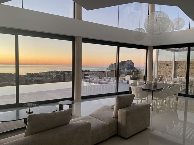 5 makuuhuone Huvila myytävänä paikassa Benissa mukana uima-altaan 
autotalli - 2 480 000 € (Ref: 7800616)