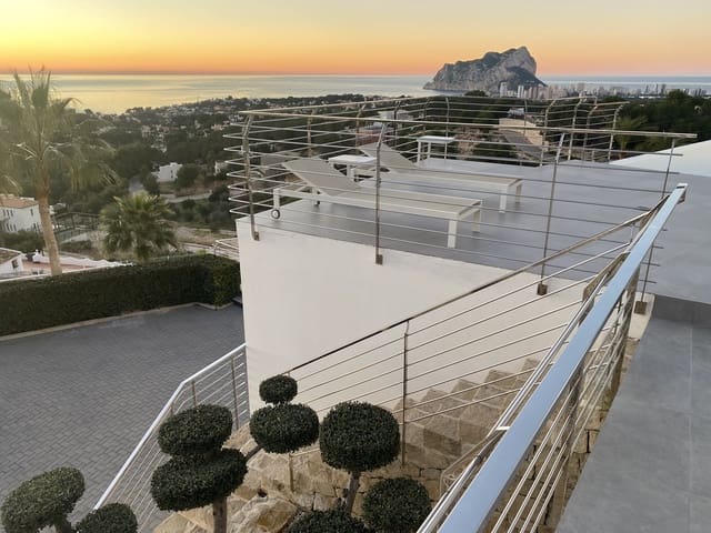 5 makuuhuone Huvila myytävänä paikassa Benissa mukana uima-altaan 
autotalli - 2 480 000 € (Ref: 7800616)