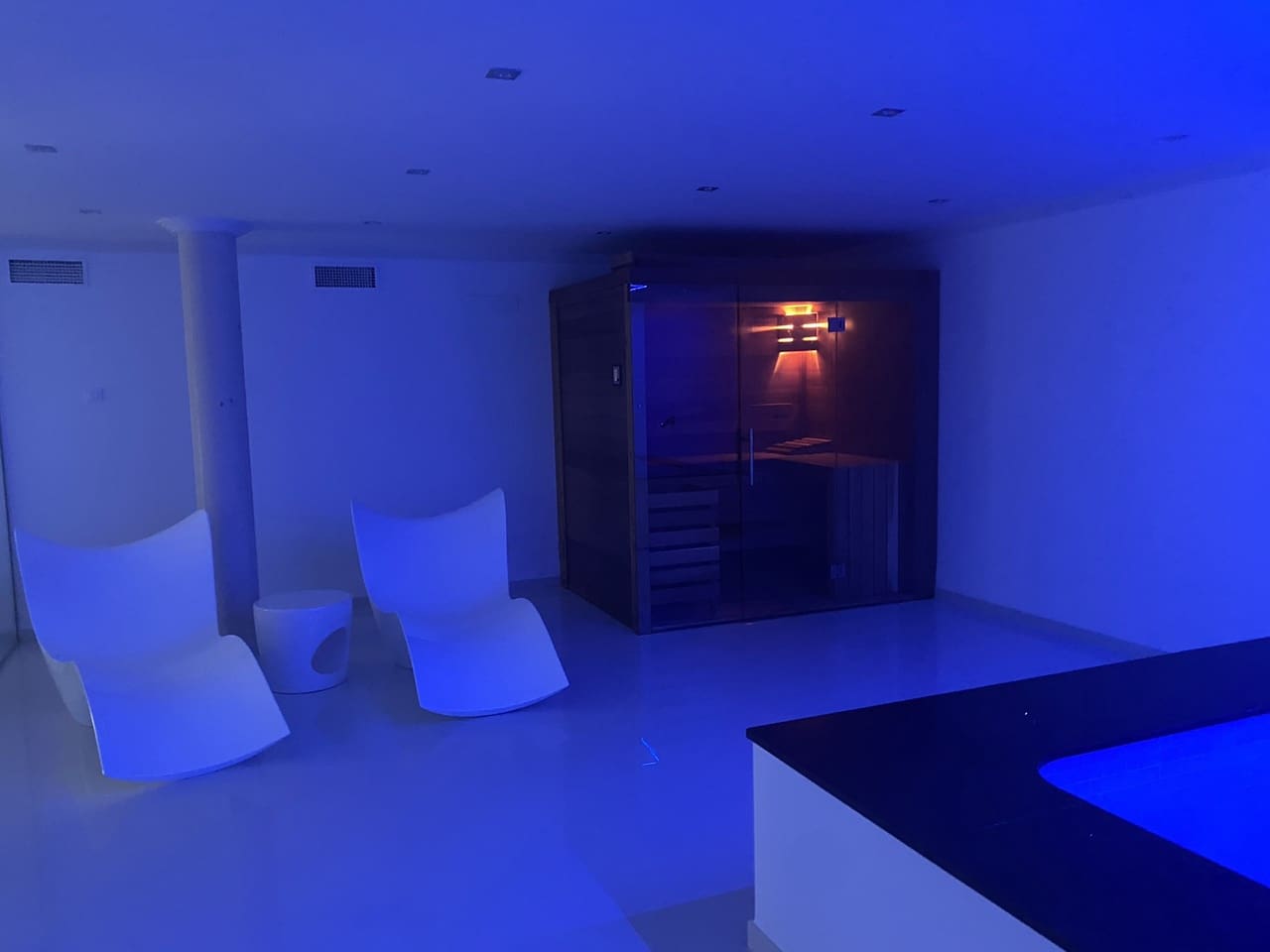 5 makuuhuone Huvila myytävänä paikassa Benissa mukana uima-altaan 
autotalli - 2 480 000 € (Ref: 7800616)