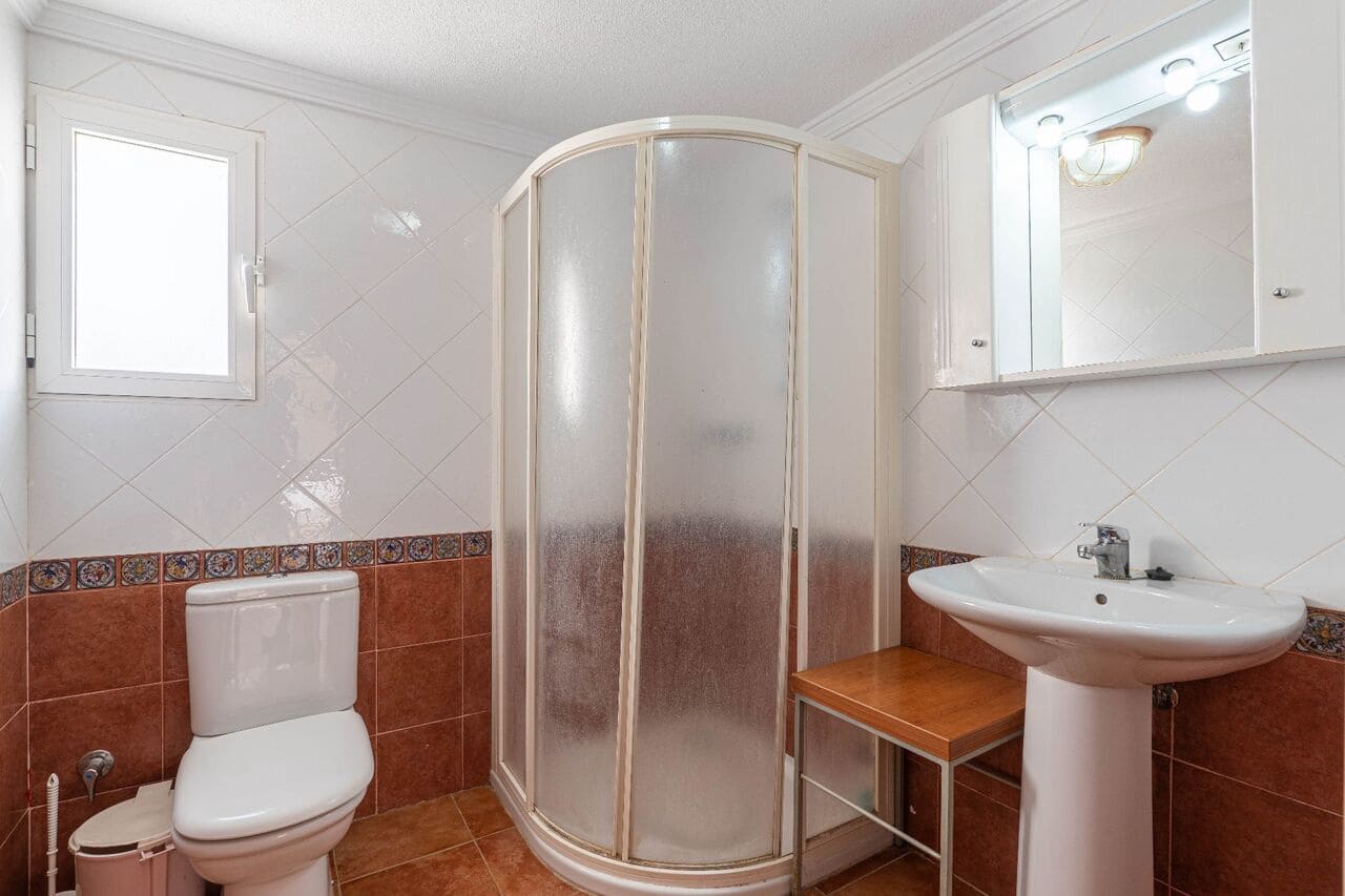 7 bedroom Villa for sale in Calpe / Calp with pool garage - € 690,000 (Ref: 8123831)