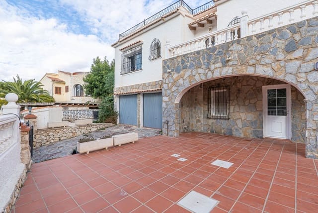 7 soveværelse Villa til salg i Calpe / Calp med swimmingpool garage - € 690.000 (Ref: 8123831)