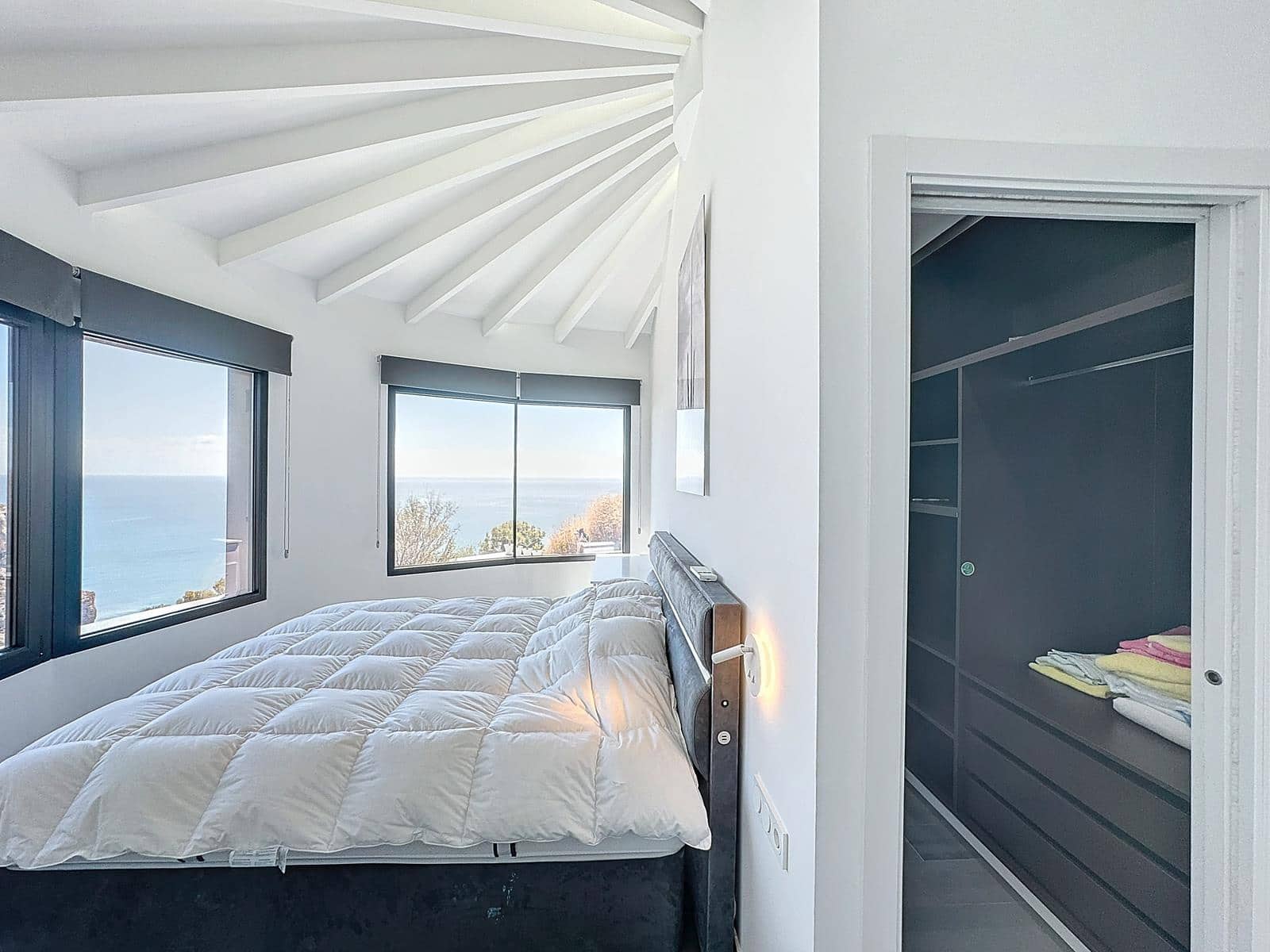 3 bedroom Villa for sale in Benitachell / Benitatxell with pool garage - € 1,200,000 (Ref: 8309618)