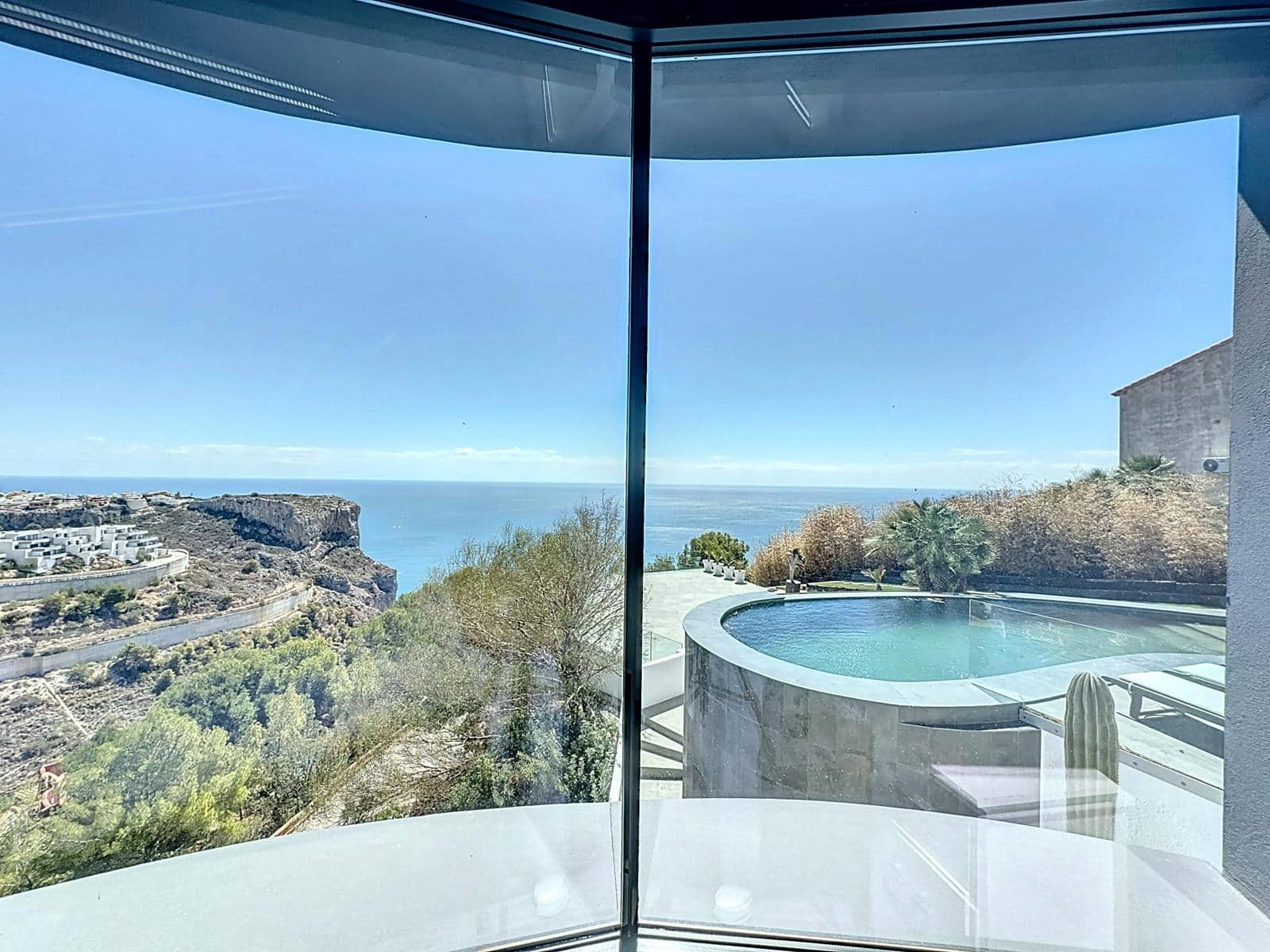 3 bedroom Villa for sale in Benitachell / Benitatxell with pool garage - € 1,200,000 (Ref: 8309618)