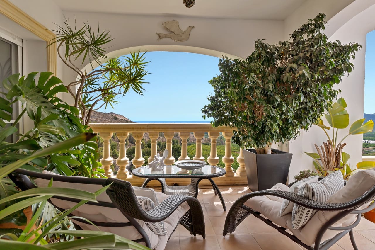 5 soverom Villa til salgs i Pego med svømmebasseng - € 699 000 (Ref: 8352665)