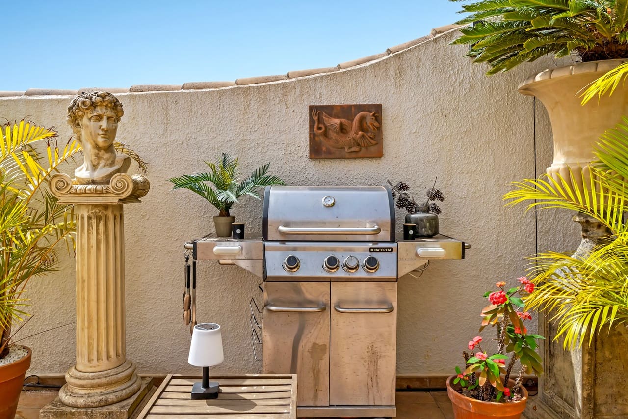 5 soverom Villa til salgs i Pego med svømmebasseng - € 699 000 (Ref: 8352665)